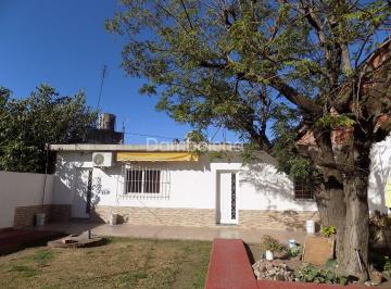 Casa · 140m² · 2 Ambientes · Casa Chalet en Venta en Paso del Rey, Moreno, G. B. a. Zona Oeste