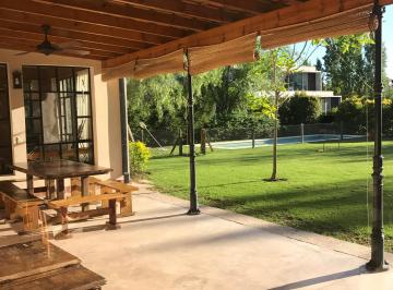 Casa de 5 ambientes, Tigre · Alquiler Verano en Santa Bárbara