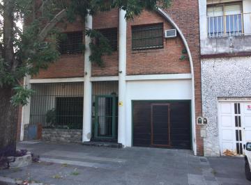 Casa de 6 ambientes, Parque Avellaneda · Casa 6 Ambientes Se Acepta Permuta