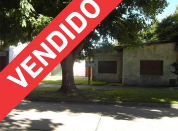 Casa · 80m² · 3 Dormitorios · Casa en Pleno Centro de General Madariaga