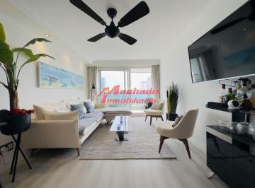 Foto1 · Venta y Alquiler de Apartamento de 2 Dorm. Playa Mansa con Parrillero