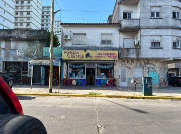 Local comercial de 1 ambiente, Lomas de Zamora · Local Comercial en Excelente Ubicacion Acepta Permuta