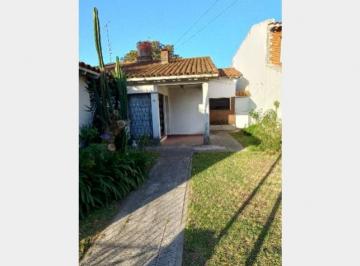 Casa · 100m² · 4 Ambientes · 1 Cochera · Chalet en Venta en San Justo