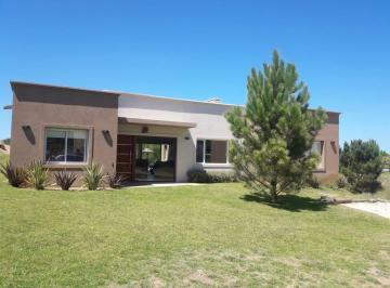 Casa de 5 ambientes, Costa Esmeralda · Deportiva C/pileta, 4 Dorm. Retasada!