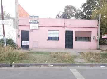 Casa de 7 ambientes, La Matanza · Venta en Bloque 4 Propiedades Rafael Castillo