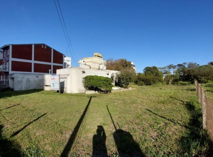 Terreno · 115m² · 4 Ambientes · 1 Cochera