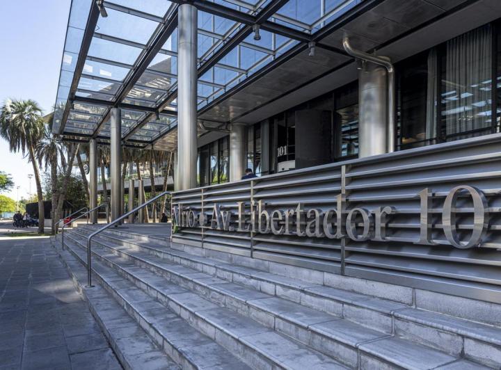 Oficina comercial · 1269m² · 12 Cocheras