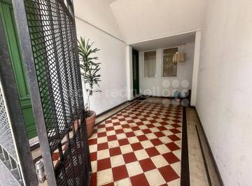MRE-MRE-1979_2 · Casa en Venta en El Centro de Chascomus con Gran Parque y Pileta