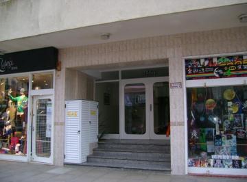 Departamento · 36m² · 2 Ambientes · 1 Cochera · Departamento 2 Ambientes con Cochera en Pleno Centro