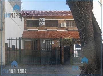 Casa · 130m² · 4 Ambientes · 1 Cochera · Venta Duplex 4 Ambientes Villa Urquiza