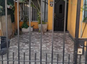 Casa de 4 ambientes, La Matanza · Hermoso Duplex 4 Amb con Cochera, Patio y Parrilla!