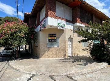PH · 40m² · 2 Ambientes · PH 2 Amb. a La Calle en Planta Baja en Esquina - Apto Profes