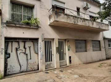 Casa · 188m² · 10 Ambientes · 1 Cochera · Casa en Venta en La Plata