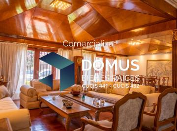 Casa · 400m² · 4 Dormitorios · 2 Cocheras · Venta Casa Calle Ejercito de Los Andes