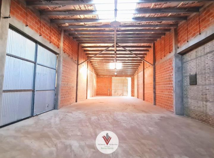 Bodega-Galpón · 200m²
