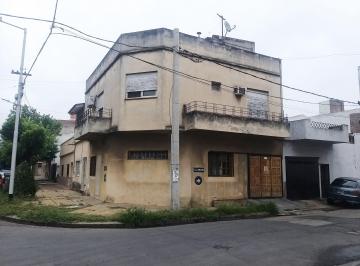 PH de 4 ambientes, Avellaneda · PH Tipo Casa – Pje. Bariloche 395 Esquina V. López – Avellaneda