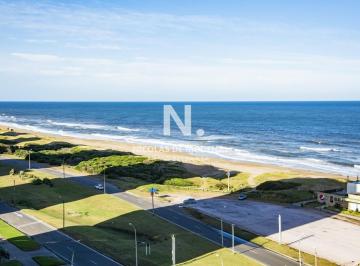 Foto1 · Hermoso Departamento en Venta de 3 Dorm.. Torre Tiburon. Playa Brava.