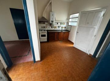 Casa · 43m² · 2 Ambientes · Sin Expensas Condominio Dpto Al Fondo de 3 Dorm Pequeño
