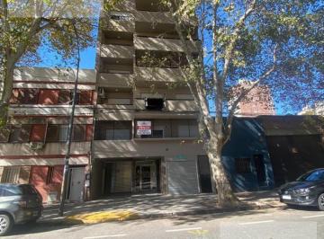 Departamento · 38m² · 2 Ambientes · 1 Cochera · Departamento de 1 Dormitorio con Cochera - Venta
