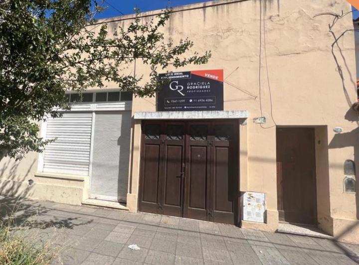 Terreno · 402m²