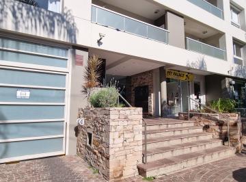 Departamento de 3 ambientes, Lomas de Zamora · Departamento 3 Ambientes Al Frente con Cochera "Baron Center"