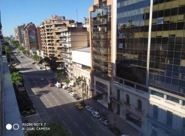 Departamento · 273m² · 4 Ambientes · 1 Cochera · Sobre Irigoyen Piso Completo!