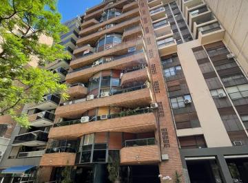 Departamento · 144m² · 3 Dormitorios · 1 Cochera · Venta - Departamento - 3 Dorm. - B° Nueva Córdoba