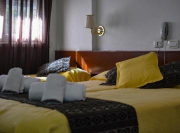 Hotel · 1250m² · Hotel 2 Estrellas