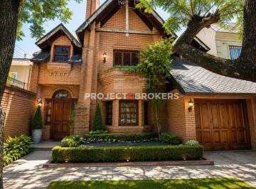 Casa de 5 ambientes, Morón · Fantástico Chalet en Castelar Norte