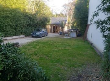 Casa · 50m² · 3 Dormitorios · 6 Cocheras · Apto Crédito. Casa Quincho S/ Lote de 10 Mx 43 m. Caisamar