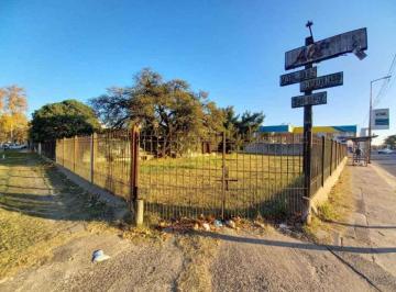 Terreno , Ituzaingó · Lote de Terreno Sobre Av Rivadavia con Una Superficie de 1274 m²