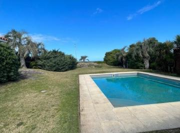 Foto1 · Casa de 5 Dorm. Playa Brava Punta del Este