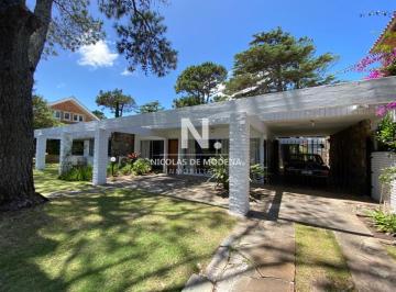 Foto1 · Alquila Chalet de 4 Dorm. en Zona Residencial a m de Playa Mansa