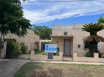 FRENTE · Casa en Venta Centro de Los Cardales con Opción a Reciclar