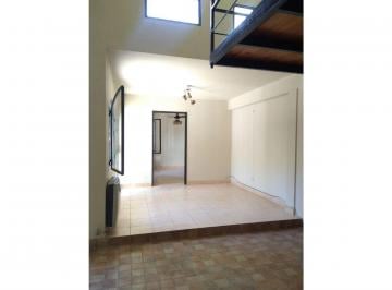 PH · 120m² · 4 Ambientes · Oportunidad: Departamento de Pasillo Dos en Uno!