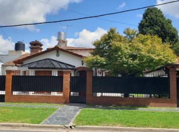 Casa · 192m² · 5 Ambientes · 2 Cocheras · Casa - Ciudad Evita