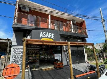 Casa · 180m² · 7 Ambientes · 3 Cocheras · Casa - La Union