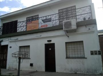 PH · 146m² · 4 Ambientes · 2 Cocheras · Casa en Planta Alta Llavallol