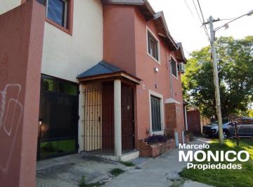 Casa · 86m² · 2 Dormitorios · 1 Cochera · Venta Duplex 3 Amb Centro de Paso del Rey