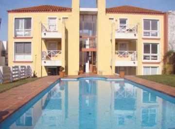 Departamento · 65m² · 3 Ambientes · 1 Cochera · Apartamento - Manantiales