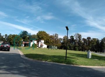 Terreno · 700m² · Lotes en Venta en El Barrio Lomas Athletic Club - La Unión, Ezeiza