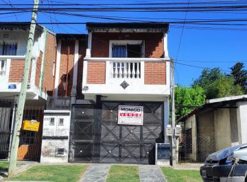 Departamento · 69m² · 2 Dormitorios · 1 Cochera · Venta Duplex de 3 Amb con Cochera Centro de Paso del Rey