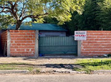 Terreno · 80m² · 2 Dormitorios · 2 Cocheras · Venta Casa Paso del Rey Centro