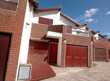 Departamento · 70m² · 4 Ambientes · 1 Cochera · Duplex Cuatro Ambientes con Garaje - a m del Centro Comercial y del Mar!
