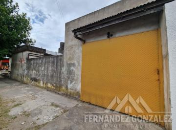 Casa de 3 ambientes, Lomas de Zamora · Venta de Casa de 3 Ambientes con Patio y Cochera.