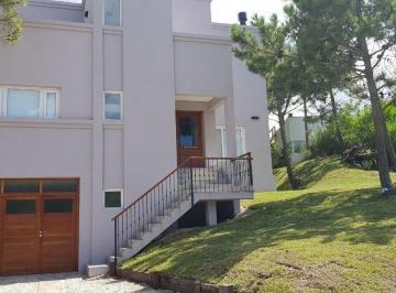 DEI-DEI-277_2 · Casa 4 Dorm. en Venta en Costa Esmeralda Barrio Residencial I
