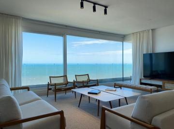 Departamento de 5 ambientes, Uruguay · Le Parc 3 Punta del Este 4 Dorm. Alquiler