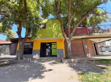 Casa · 268m² · 1 Cochera · Casa - Fray Luis Beltran