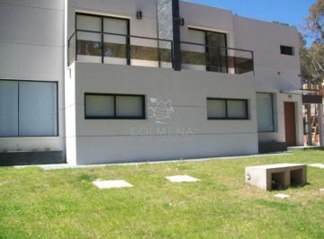 Foto1 · Casa de 4 Dorm. Dentro del Complejo Solanas.