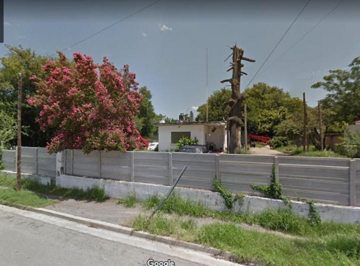 Terreno · 305m² · 3 Ambientes · 2 Cocheras